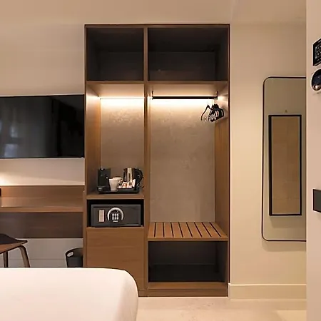 Moontels Colon Otel Valensiya