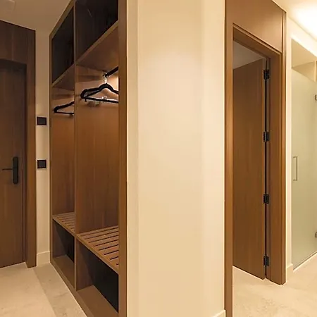 Moontels Colon Otel *