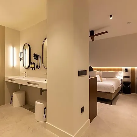 Moontels Colon Otel Valensiya
