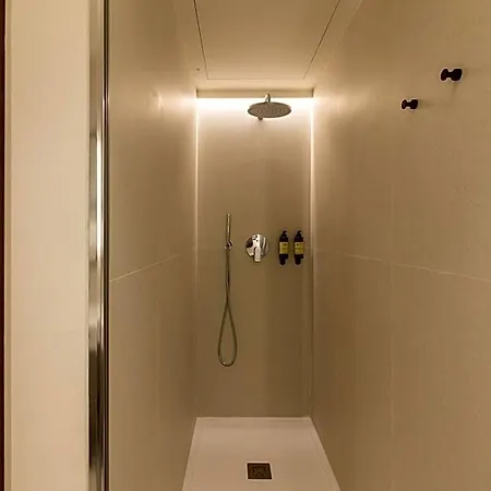 Moontels Colon Otel
