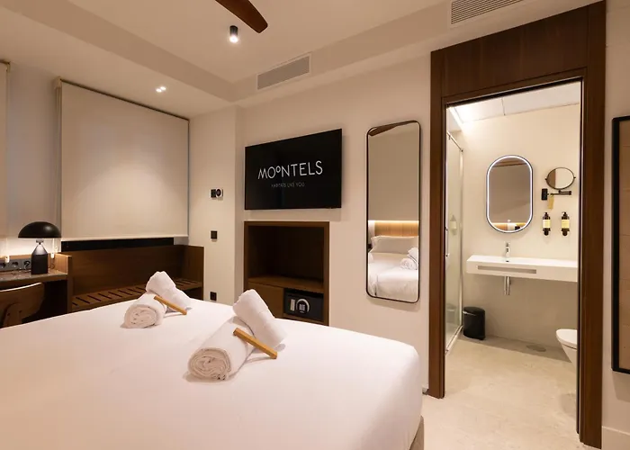 Moontels Colon * Valencia